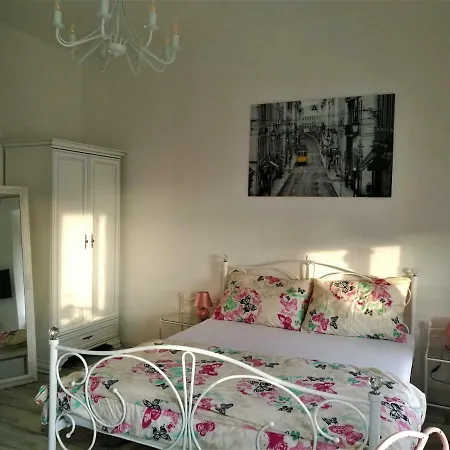 Main Square Apartments Pula Extérieur photo