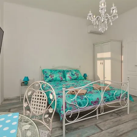 Main Square Apartments Pula Extérieur photo