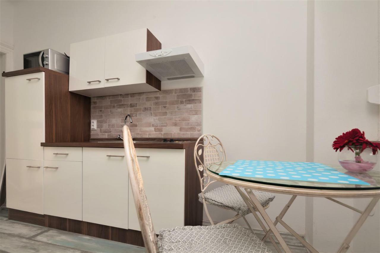 Apartment Main Square With Sea View *